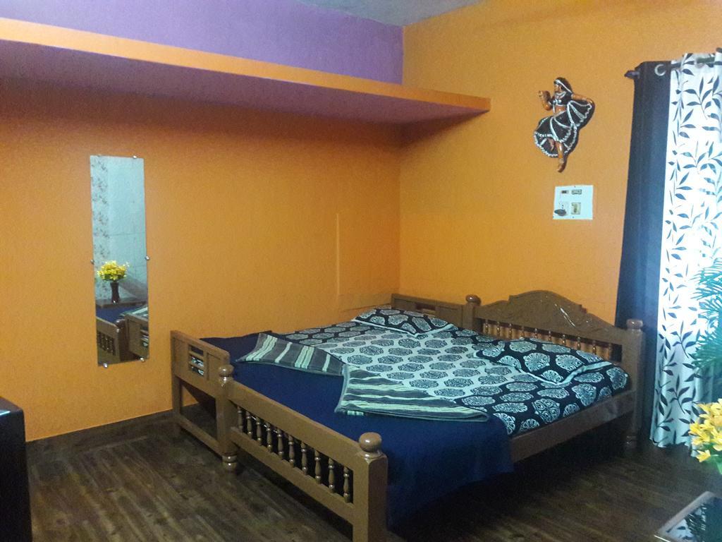 Honey Palace Homestay Madikeri Eksteriør billede